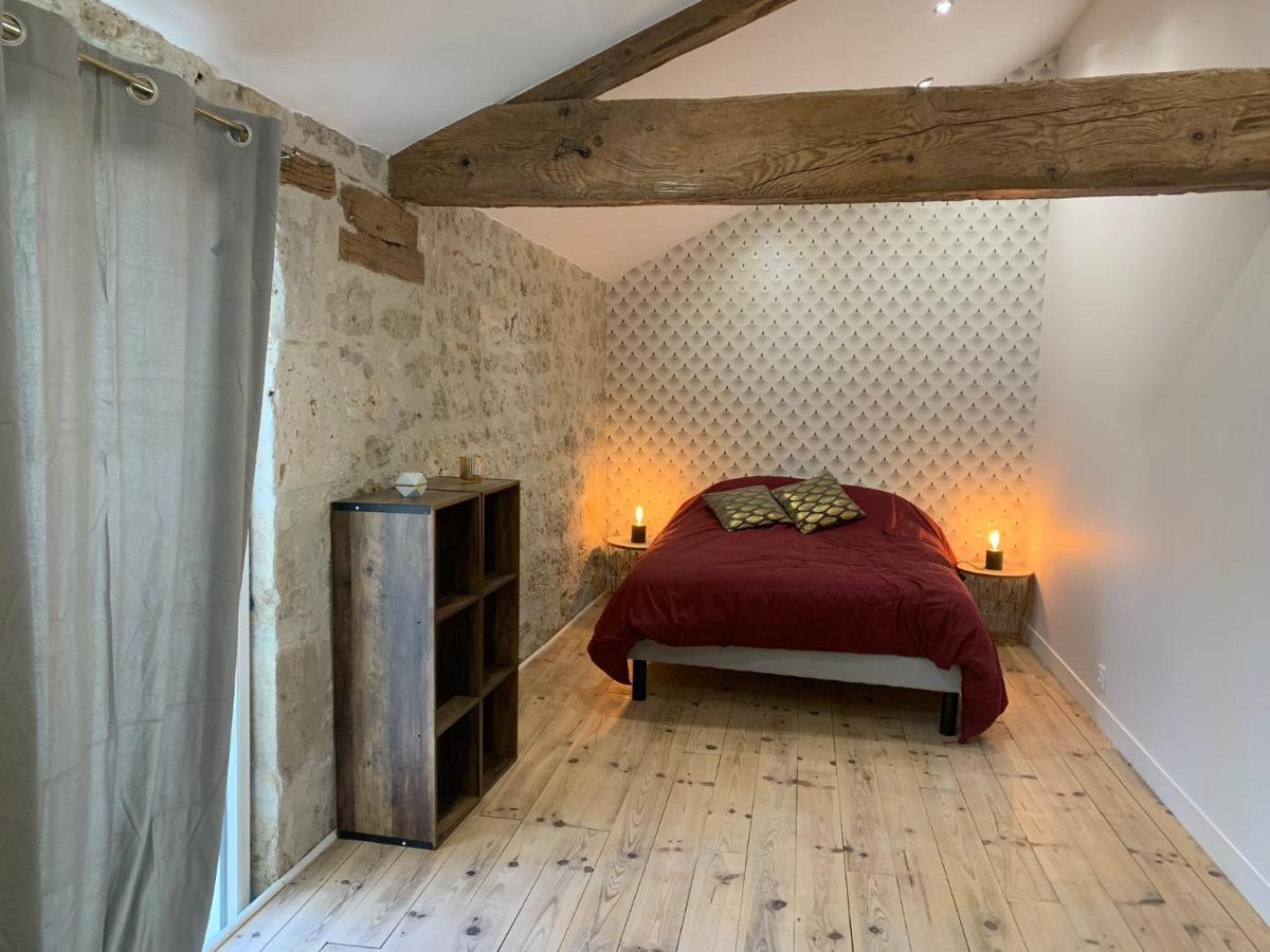 Maison Papillon Gite De Ressourcement Lusignan-Petit エクステリア 写真