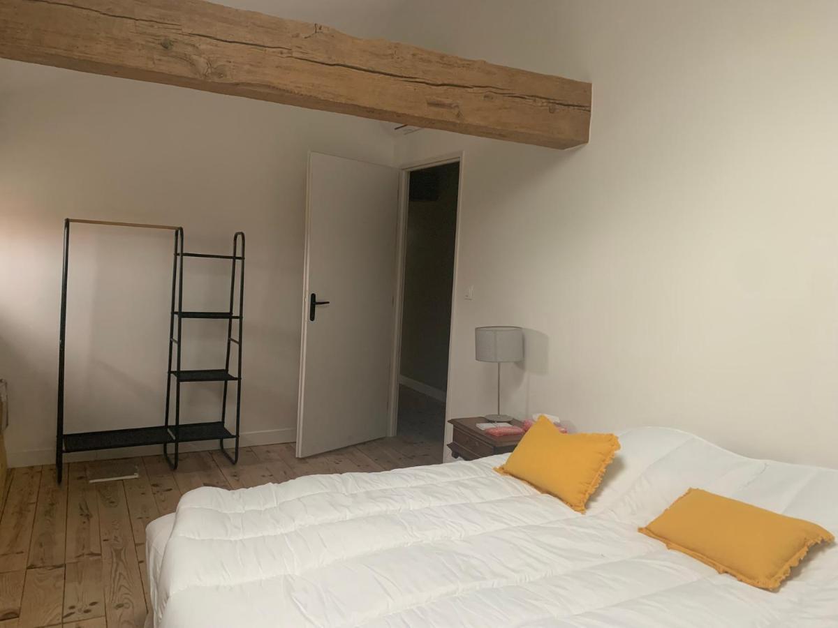 Maison Papillon Gite De Ressourcement Lusignan-Petit エクステリア 写真